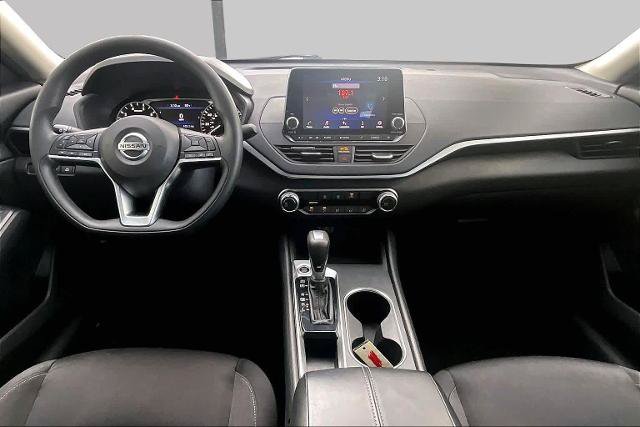 Certified 2022 Nissan Altima 2.5 SV FWD image 15