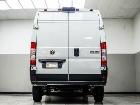 Used 2023 RAM ProMaster 2500 FWD image 13