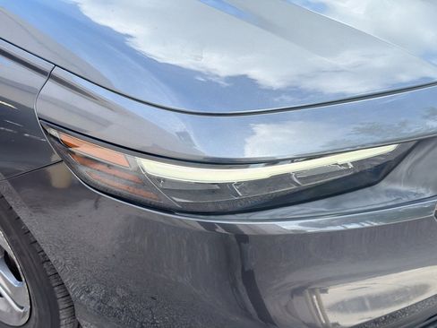 Certified 2023 Honda Accord EX image 33