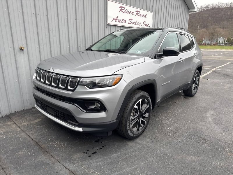 Used 2022 Jeep Compass Limited AWD/4WD image 15