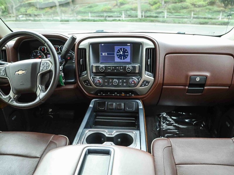 Used 2014 Chevrolet Silverado 1500 High Country w/ High Country Premium Package AWD/4WD image 18