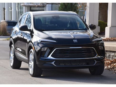 Used 2026 Buick Encore GX Preferred image 2