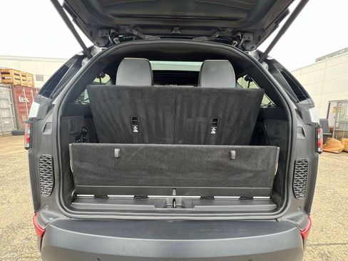 Used 2020 Land Rover Discovery HSE Luxury image 26