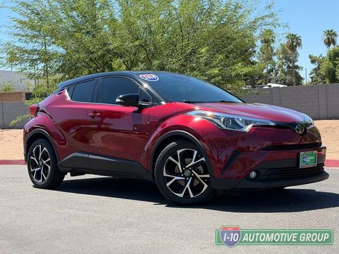 Used 2019 Toyota C-HR Limited FWD image 2