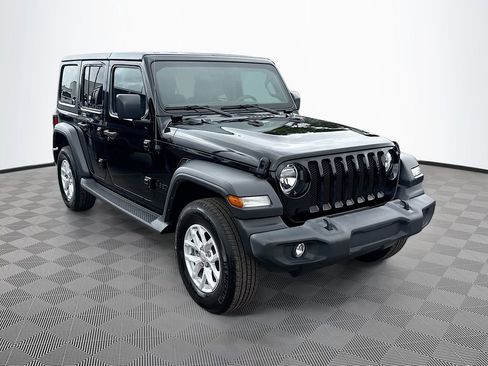 Used 2023 Jeep Wrangler Unlimited Sport AWD/4WD image 4