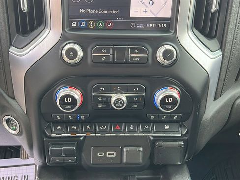 Used 2020 GMC Sierra 1500 SLT w/ SLT Premium Plus Package image 28
