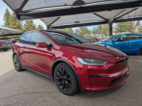 Used 2023 Tesla Model X image 3