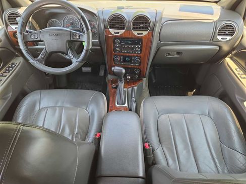 Used 2004 GMC Envoy SLT w/ Preferred Equipment Group AWD/4WD image 16