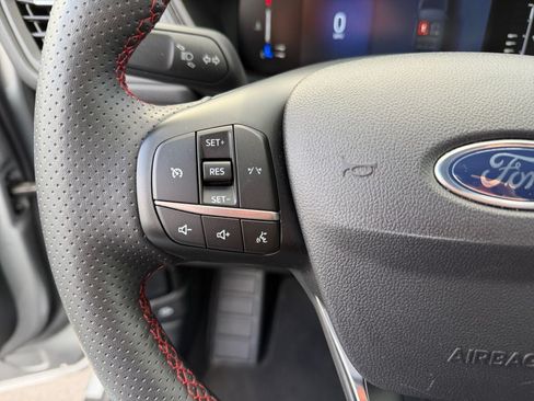 Used 2024 Ford Escape ST-Line AWD/4WD image 15