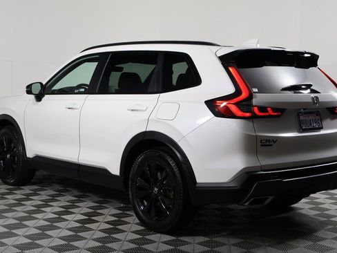 Used 2026 Honda CR-V Sport Touring image 6