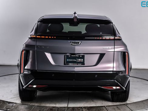 Used 2024 Cadillac Lyriq Luxury image 5