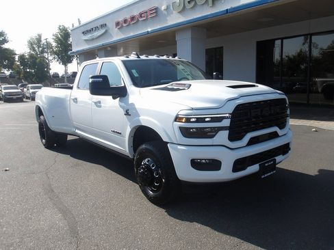 New 2026 RAM 3500 Limited image 2