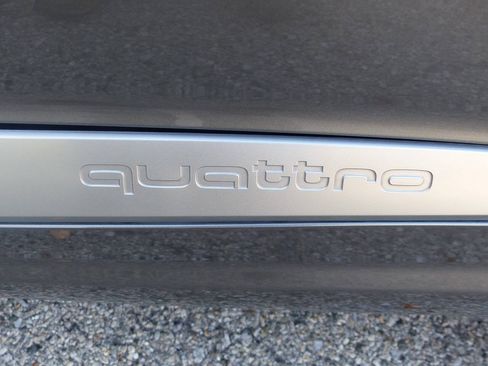 Used 2017 Audi Q7 3.0T Prestige AWD/4WD image 37