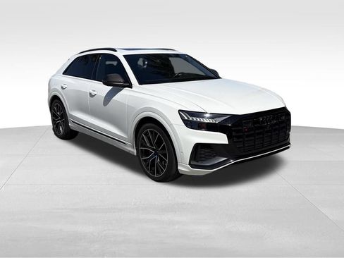 Used 2022 Audi SQ8 Prestige AWD/4WD image 3