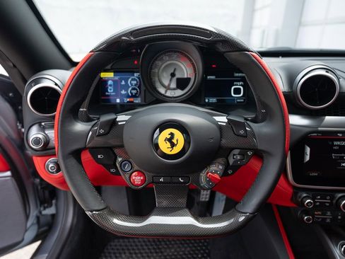 Used 2022 Ferrari Portofino M RWD image 35