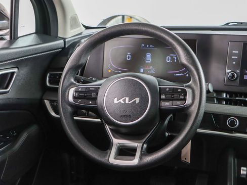 Used 2023 Kia Sportage LX FWD image 12