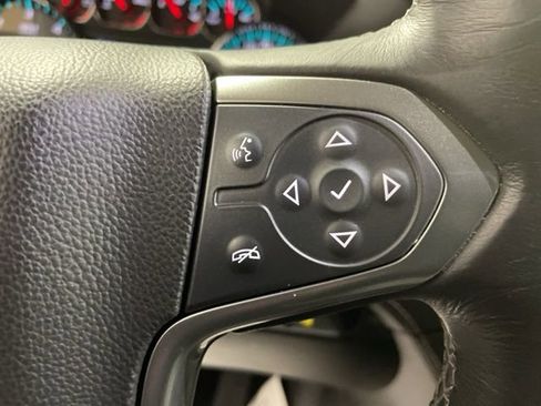 Used 2018 Chevrolet Suburban LT AWD/4WD image 20