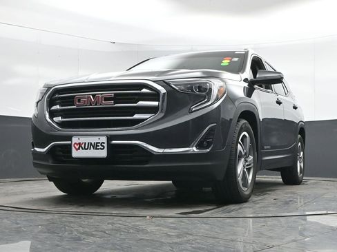 Used 2018 GMC Terrain SLT w/ Preferred Package image 45