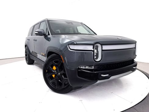 Used 2023 Rivian R1S Adventure AWD/4WD image 21