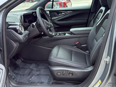 Used 2026 Chevrolet Blazer EV LT AWD/4WD image 8
