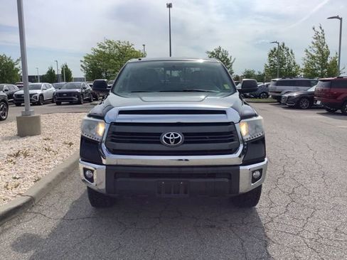 Used 2015 Toyota Tundra SR5 AWD/4WD image 2