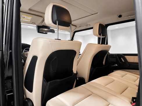 Used 2013 Mercedes-Benz G 550 image 13