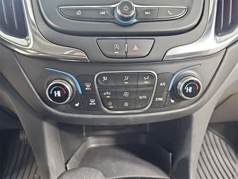 Certified 2023 Chevrolet Equinox LT image 28