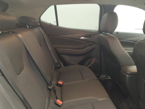Used 2024 Buick Encore GX Preferred FWD image 19