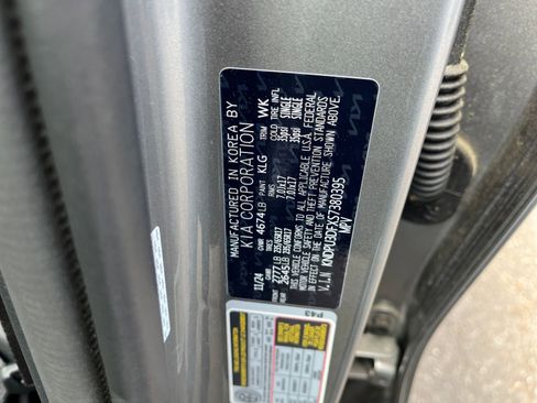 Used 2025 Kia Sportage LX image 28