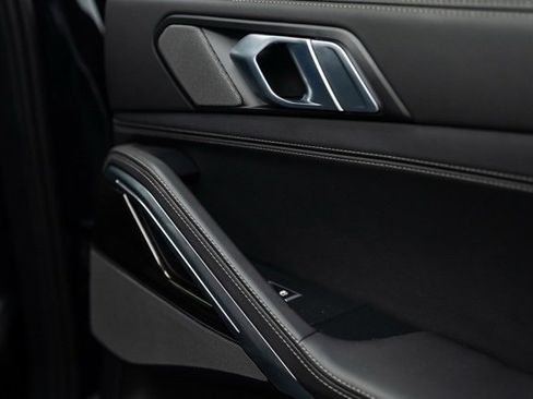 Used 2025 BMW X6 xDrive40i image 29