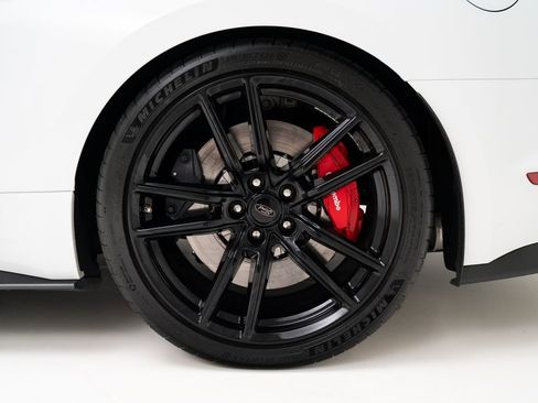 Used 2022 Ford Mustang Shelby GT500 w/ Technology Package RWD image 64