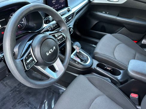 Used 2023 Kia Forte LXS FWD image 6