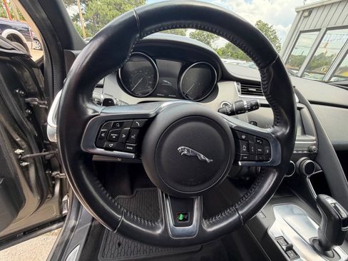 Used 2020 Jaguar E-PACE R-Dynamic S AWD/4WD image 9