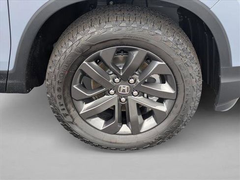 Certified 2025 Honda Ridgeline Sport image 9