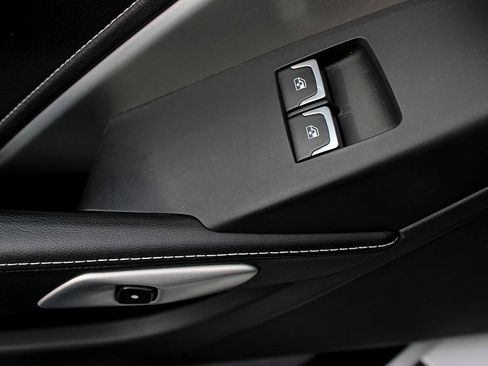 Used 2016 Chevrolet Corvette Z06 w/ Battery Protection Package image 10