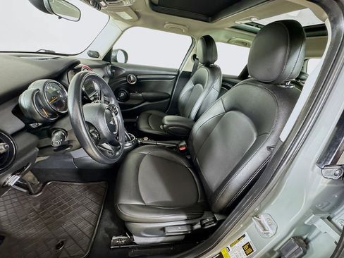 Used 2015 MINI Cooper 4-Door Hardtop FWD image 12
