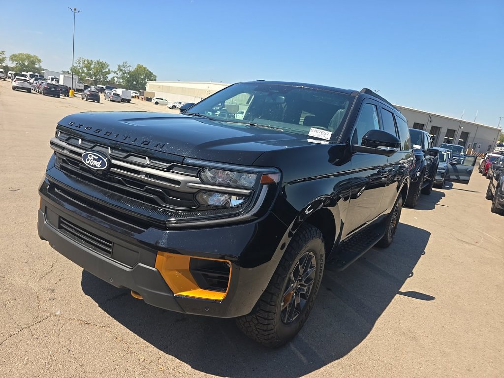 Used 2027 Ford Expedition Tremor w/ Driver's Package AWD/4WD image 1