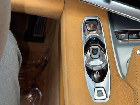 Used 2023 Chevrolet Corvette Stingray Premium Conv w/ Z51 Performance Package RWD image 23