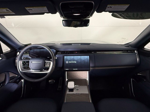 Certified 2025 Land Rover Range Rover SV AWD/4WD image 15