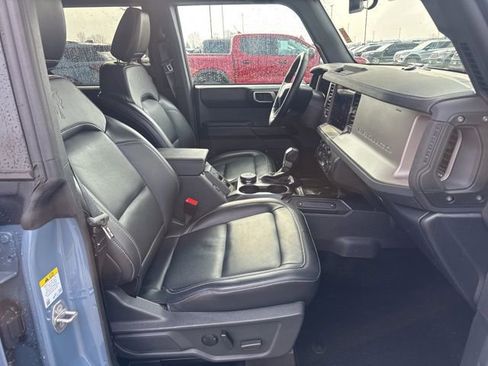 Used 2025 Ford Bronco Outer Banks image 15