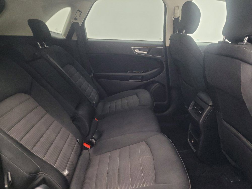 Used 2017 Ford Edge SEL FWD image 19