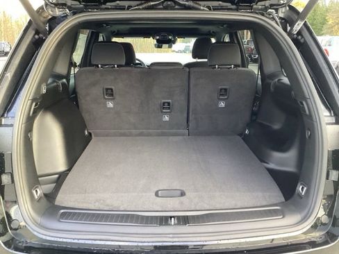 New 2025 Jeep Grand Cherokee Laredo X w/ Luxury Tech Group I image 16