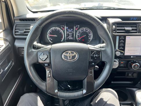 Used 2021 Toyota 4Runner TRD Off-Road Premium w/ Moonroof Package AWD/4WD image 16