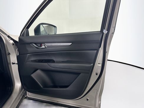 Used 2025 MAZDA CX-5 AWD 2.5 S w/ Preferred Package image 32