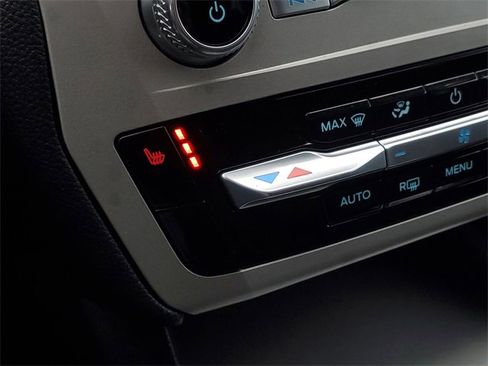 Certified 2023 Ford Explorer XLT image 23