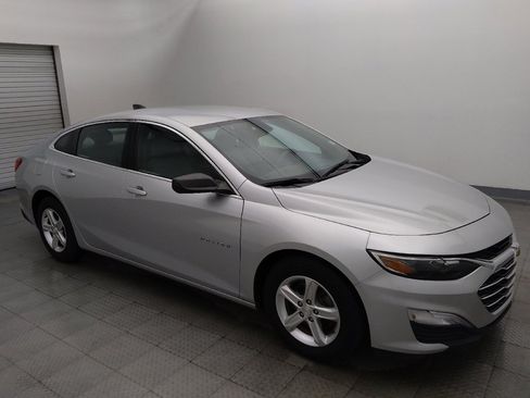 Used 2020 Chevrolet Malibu LS FWD image 11