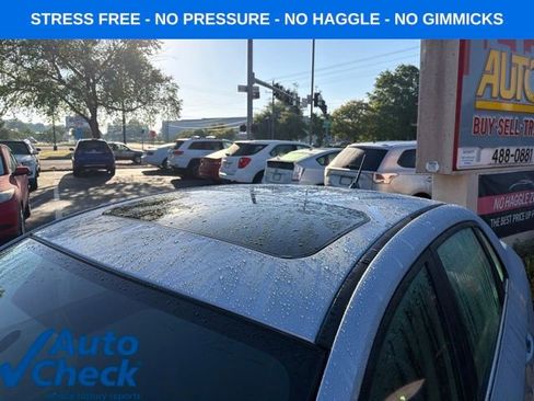 Used 2011 Subaru Impreza 2.5i Premium w/ PWR Moonroof Value Pkg AWD/4WD image 13