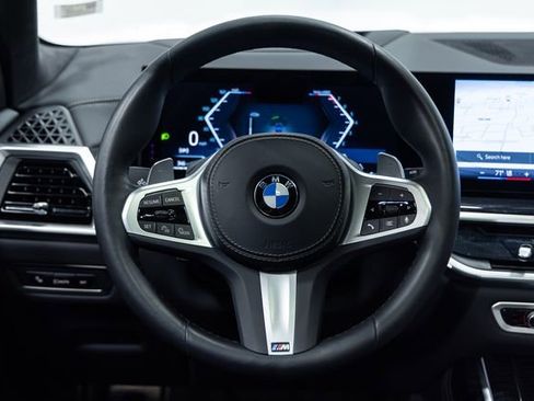 Used 2024 BMW X7 xDrive40i w/ Executive Package image 14