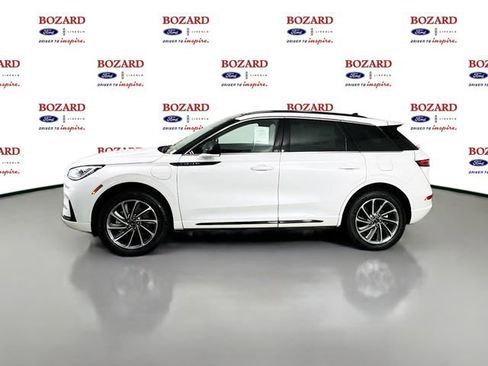 New 2026 Lincoln Corsair Grand Touring image 4