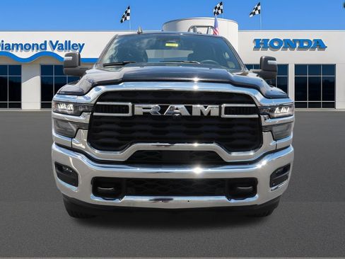 Used 2025 RAM 2500 Big Horn AWD/4WD image 2